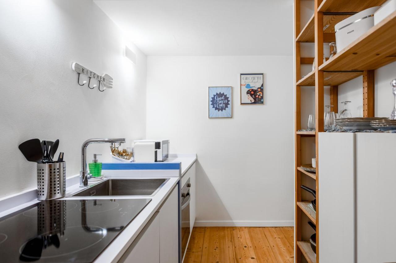 Loft Duomo Navigli 12 Min A Piedi Apartment Milan Bagian luar foto