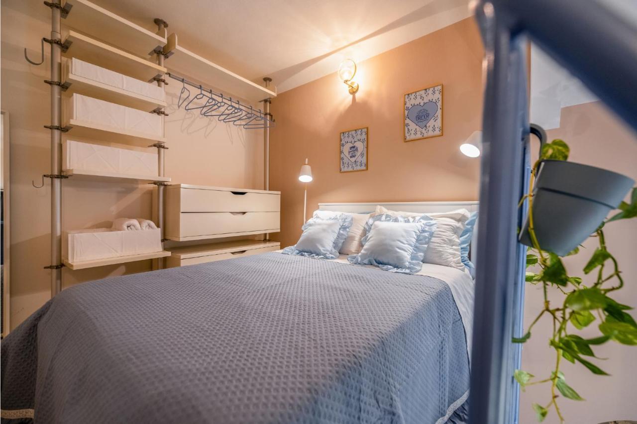 Loft Duomo Navigli 12 Min A Piedi Apartment Milan Bagian luar foto